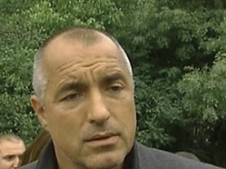 Бойко Борисов гласува