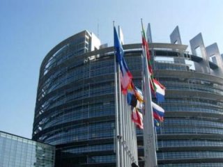 Европа се обърна към младите