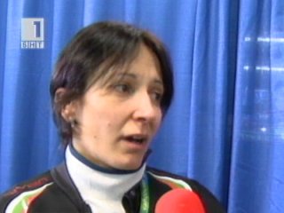 Раданова отива на ¼ финал на 500 м, Георгиева бе дисквалифицирана