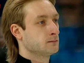 Евгени Плюшченко спечели кратката програма при мъжете